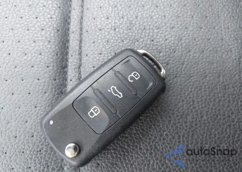 2012 Volkswagen Passat Se from USA, damaged, VIN 1VWBH7A31CC062168